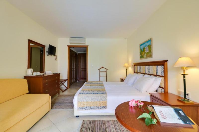 标准间带游泳池, Aegean Melathron Thalasso Spa