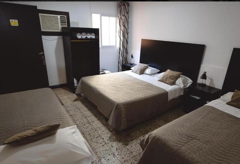 Cameră Cvadruplă Standard, ñanderoga B&b