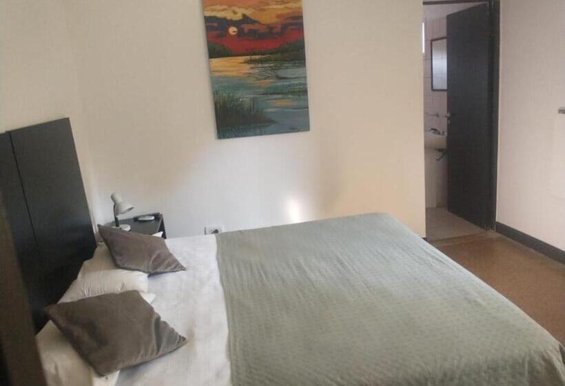 اتاق استاندارد, ñanderoga B&b