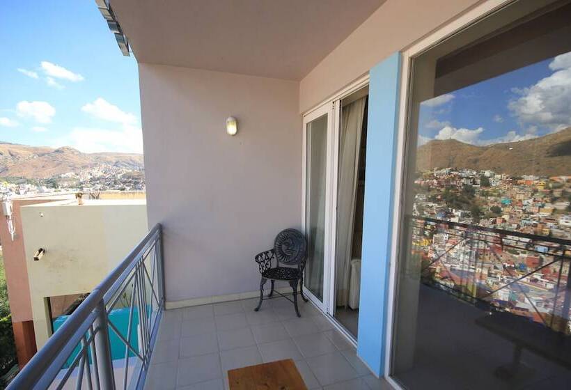 اتاق استاندارد با بالکن, Balcon Del Cielo