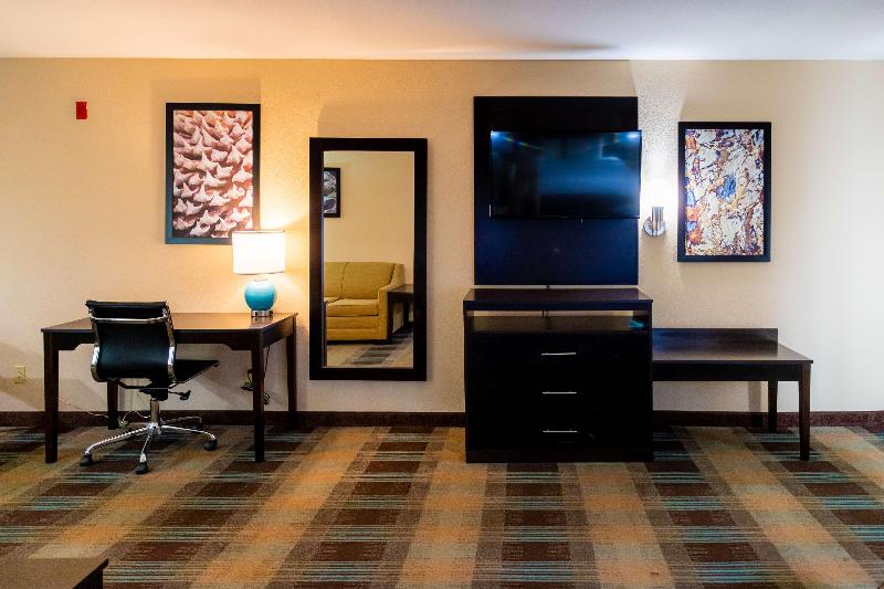 מיטת קינג בסוויטה, Spark By Hilton Port Wentworth Savannah