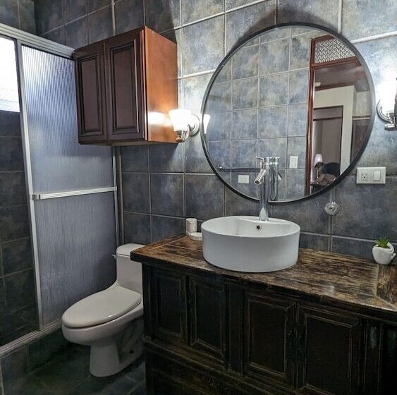 共用房间的床, Colours Oasis Resort Adult Only