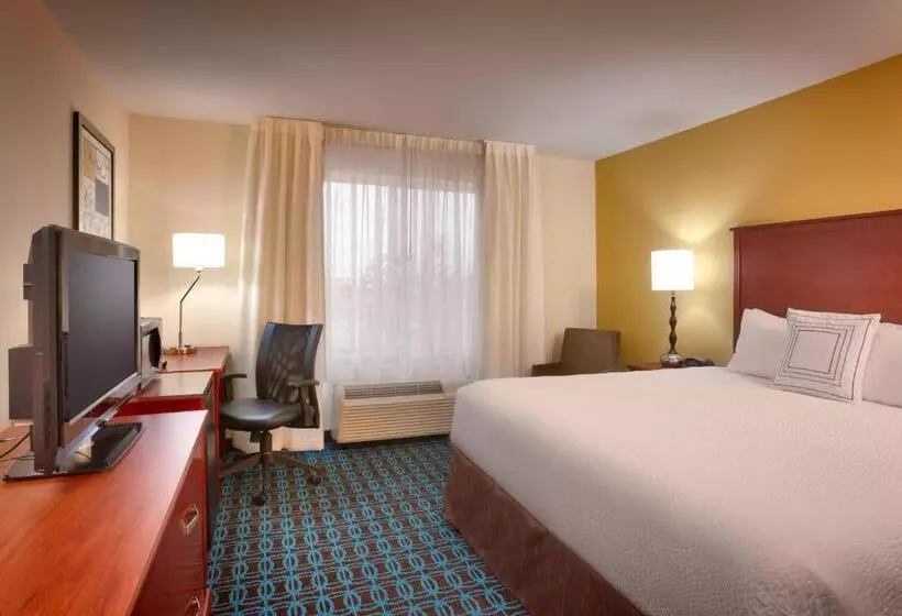 身障者適用キングサイズベッドルーム, Fairfield Inn & Suites Boise Nampa