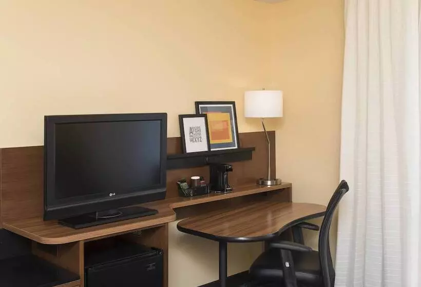 ２ダブルベッドのスタンダードルーム, Fairfield Inn And Suites By Marriott Chicago St. Charles