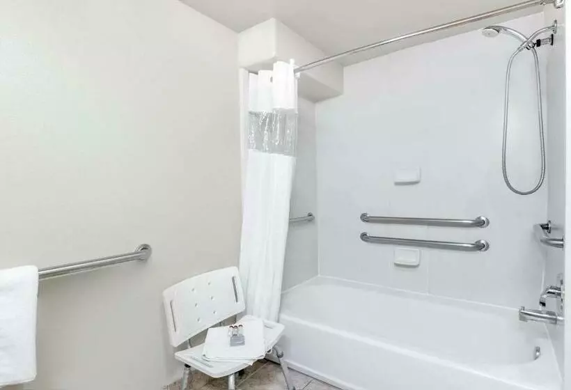 身障者適用スイートルーム, Hawthorn Suites By Wyndham Oakland/alameda