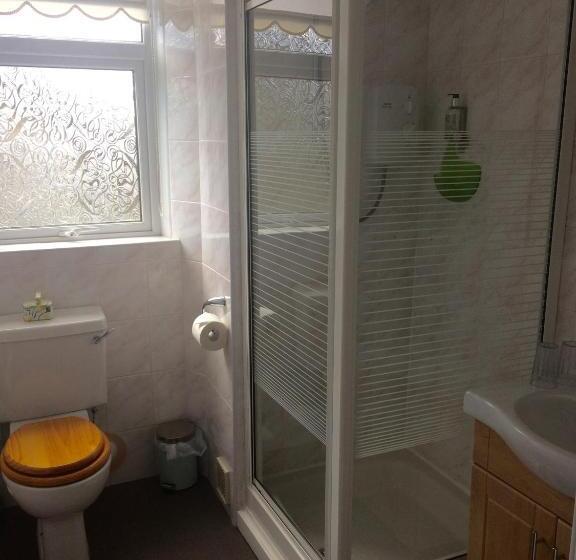 Cameră Triplă Clasică, Invergarry Room Only Guest House For Adults