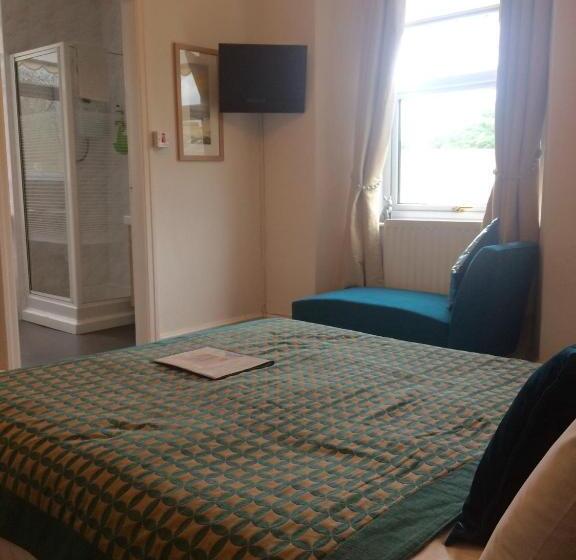 Cameră Triplă Clasică, Invergarry Room Only Guest House For Adults