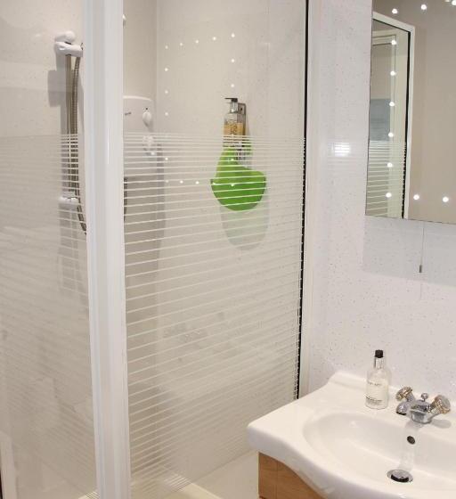 Cameră Triplă Clasică, Invergarry Room Only Guest House For Adults