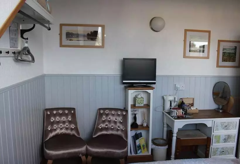 Basic-huone, Invergarry Room Only Guest House For Adults