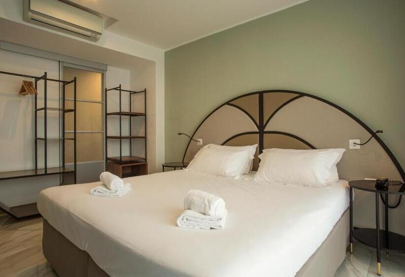 Номер Superior Вид на Море, La Pietra Restaurant & Spa