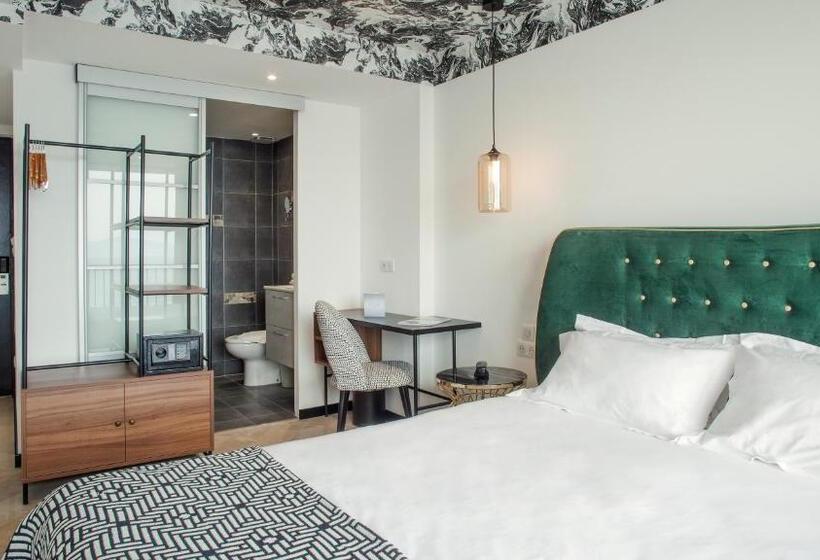 Comfort room with terrace, La Pietra Restaurant & Spa