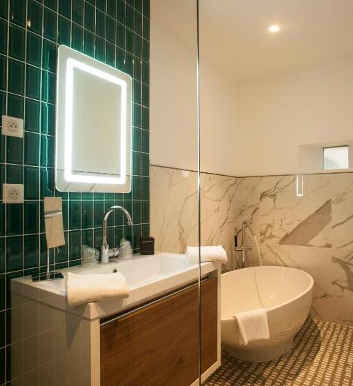 オーシャンビュージュニアスイート, La Pietra Restaurant & Spa