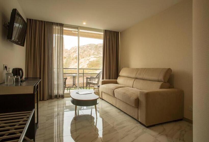 プレステージスイート, La Pietra Restaurant & Spa