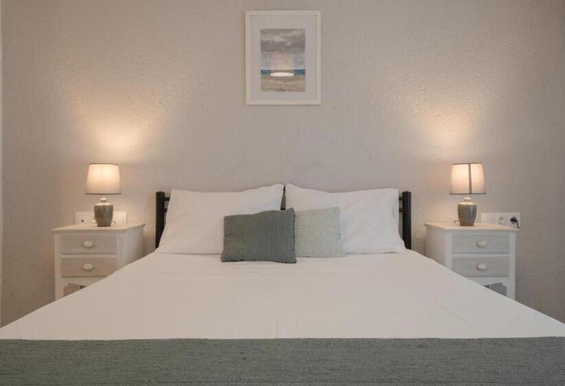 اتاق استاندارد با چشمانداز دریا, Levantes