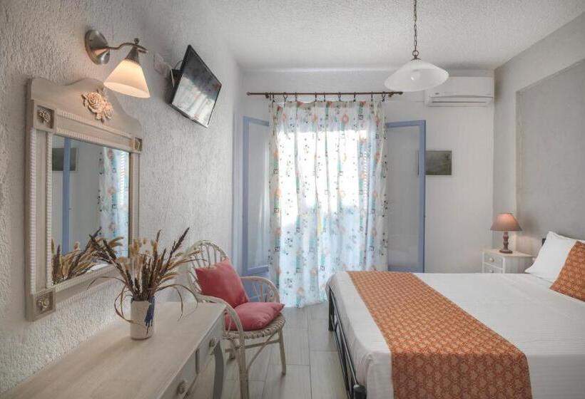 اتاق استاندارد با چشمانداز دریا, Levantes