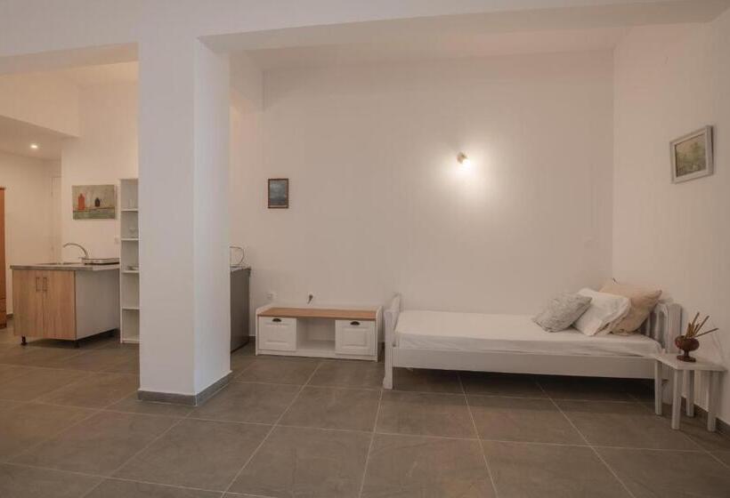 اتاق استاندارد با تراس, Levantes