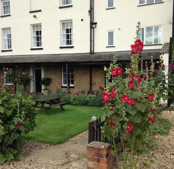 패밀리 룸, Murcott Mill