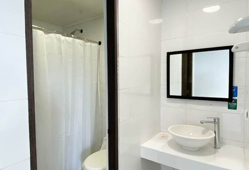 스탠다드 트리플 룸, On Vacation Tower