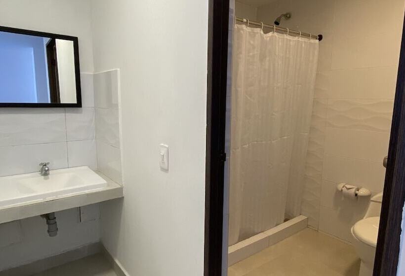 스탠다드 트리플 룸, On Vacation Tower