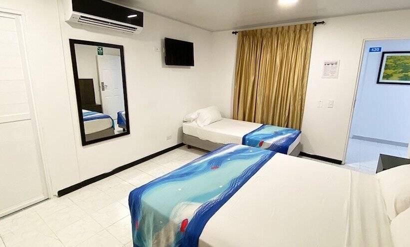 4인용 스탠다드 룸, On Vacation Tower