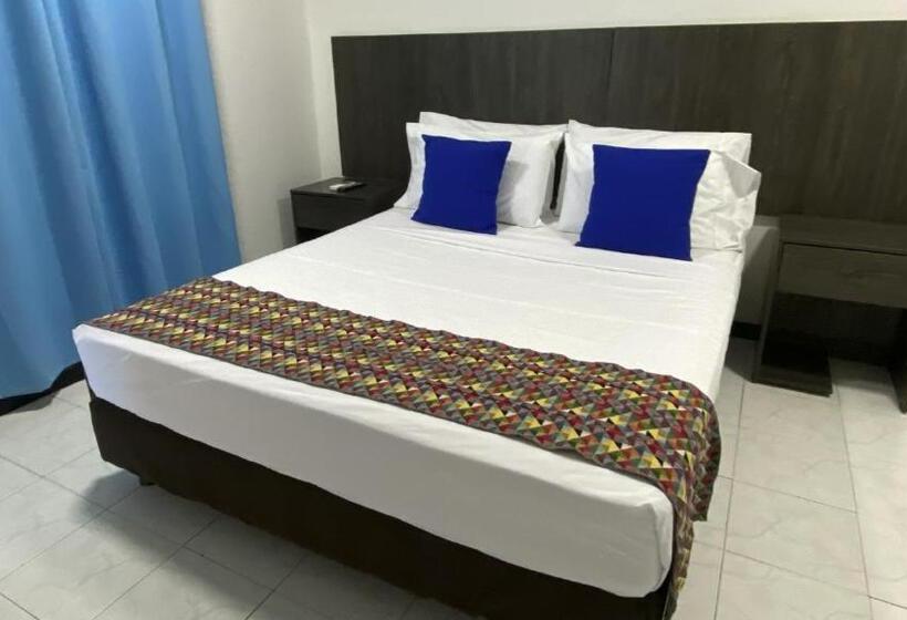 4인용 스탠다드 룸, On Vacation Tower