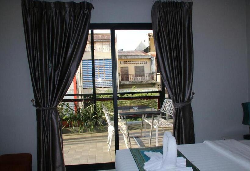 غرفة سوبيريور مزودة بشرفة, Ostro