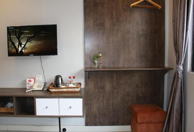 غرفة قياسية, Ostro