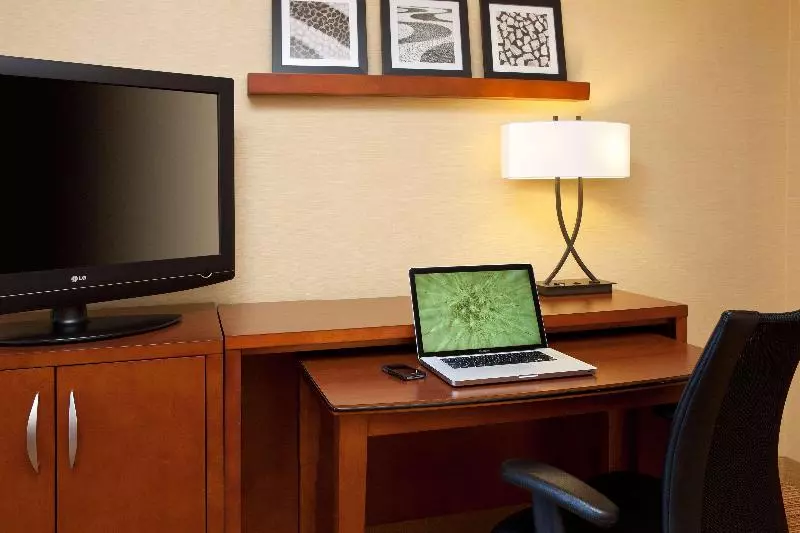 身障者適用スタンダードルーム, Sonesta Select Detroit Novi