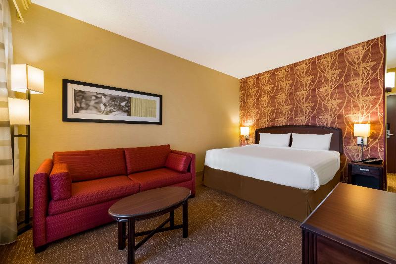 Номер Deluxe, Sonesta Select Detroit Novi