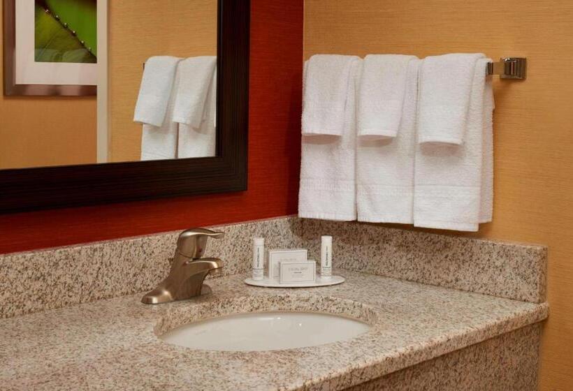 جناح مزوَّد بشرفة, Sonesta Select Detroit Novi