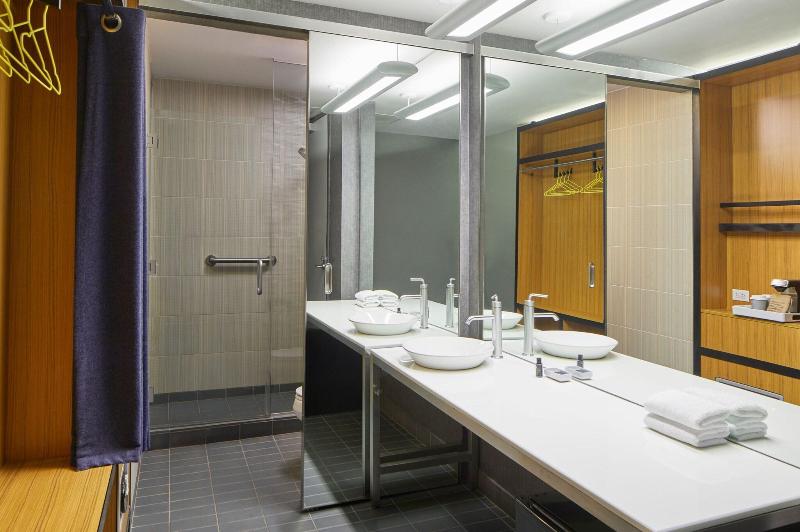 חדר סטנדרט, מיטת קינג, מותאם לאדם עם מוגבלויות, Super 8 By Wyndham Morrilton