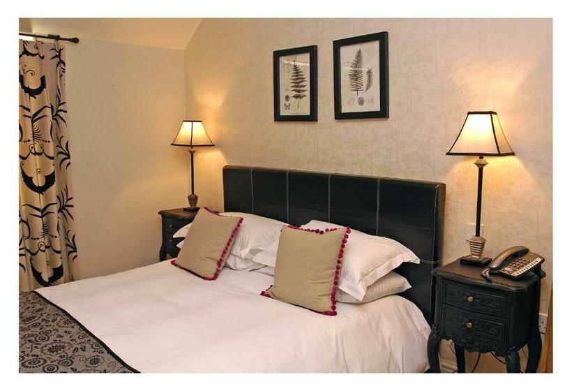 デラックスルーム, The Kings Arms