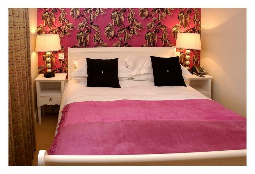 デラックスルーム, The Kings Arms