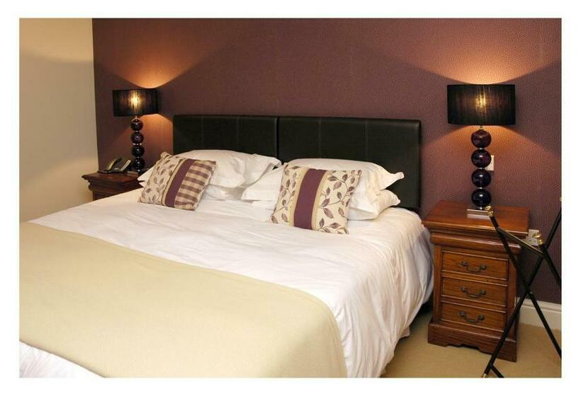 デラックスルーム, The Kings Arms