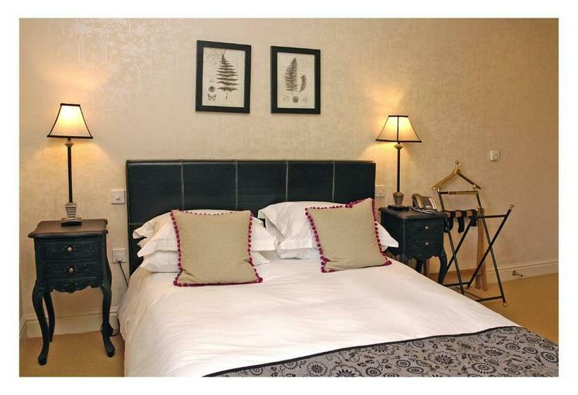 デラックスルーム, The Kings Arms