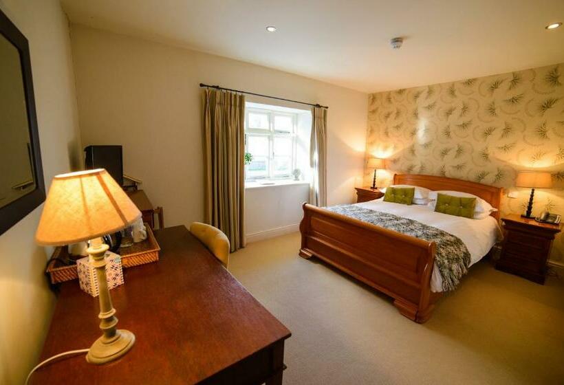 デラックスルーム, The Kings Arms