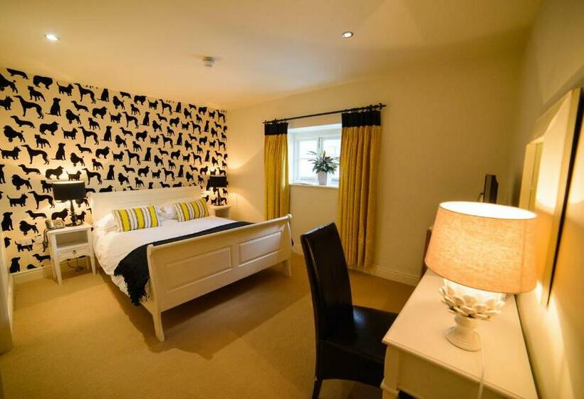 デラックスルーム, The Kings Arms