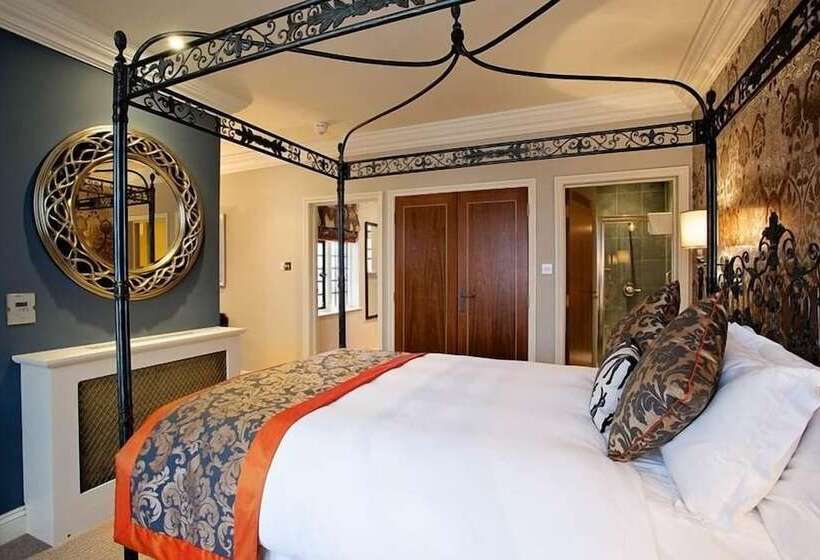 수피리어 룸, The White Hart