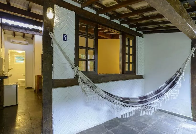 سوییت خانوادگی, Velinn Caravela Pousada Ilhabela
