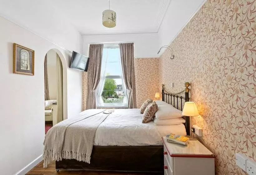 Juniorsviitti, Abbeyfield B&b