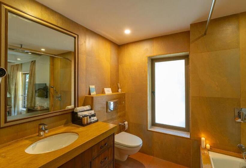 스위트, Adamo The Bellus Calangute