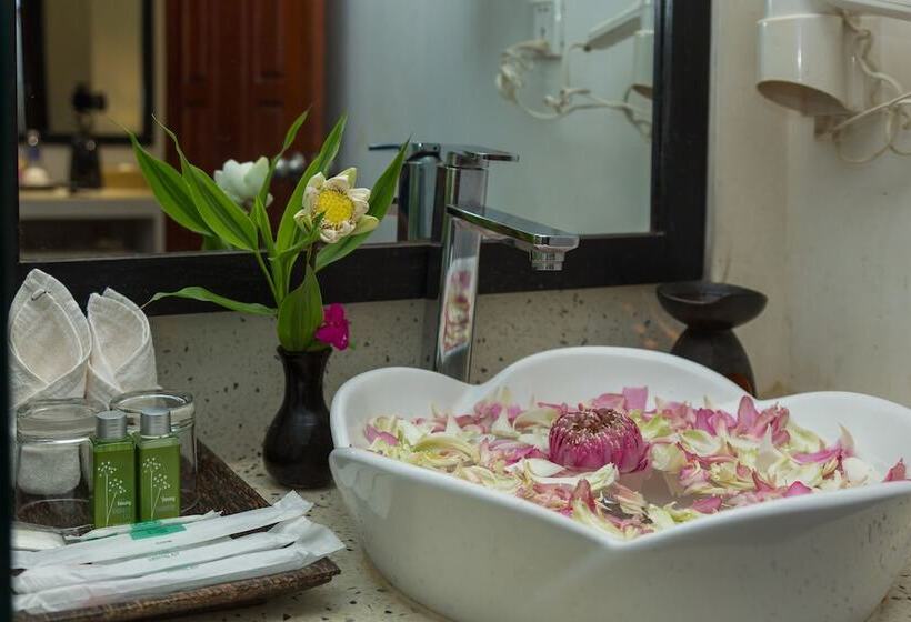 발코니 디럭스 룸, Apsara Centrepole