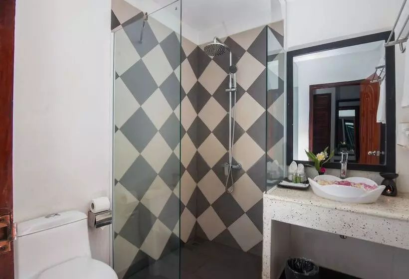 Deluxe Room with Balcony