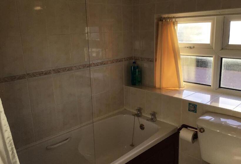 غرفة سوبيريور عائلية, The Bowden Lodge