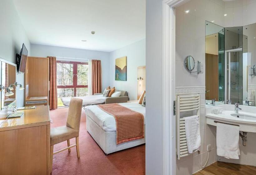 家庭间, High Range Lodge