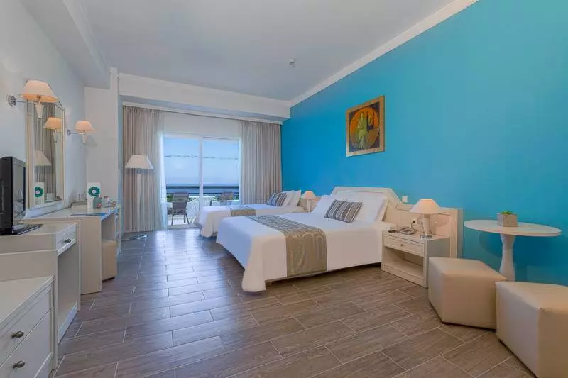 エクゼクティブスイート, Kipriotis Panorama Hotel & Suites