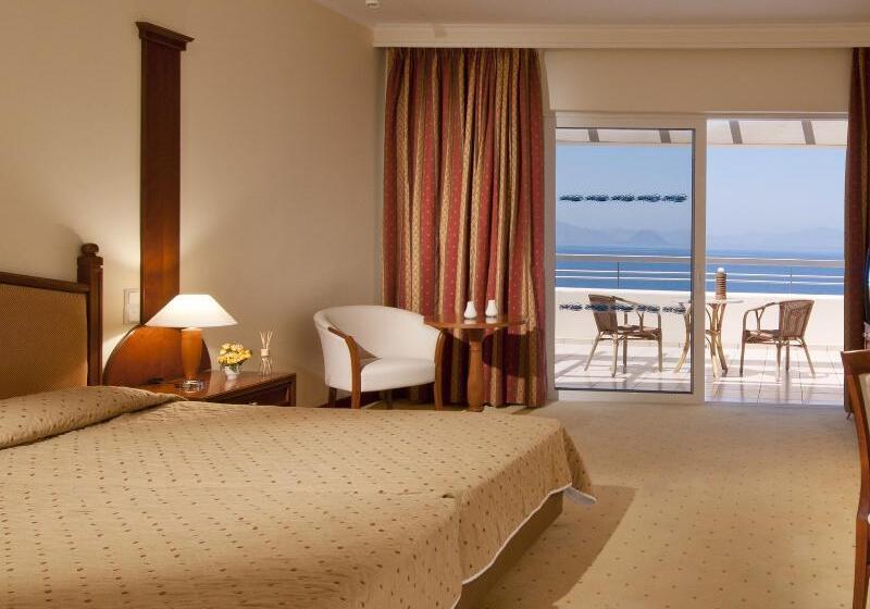 غرفة قياسية مطلّة علي البحر, Kipriotis Panorama Hotel & Suites