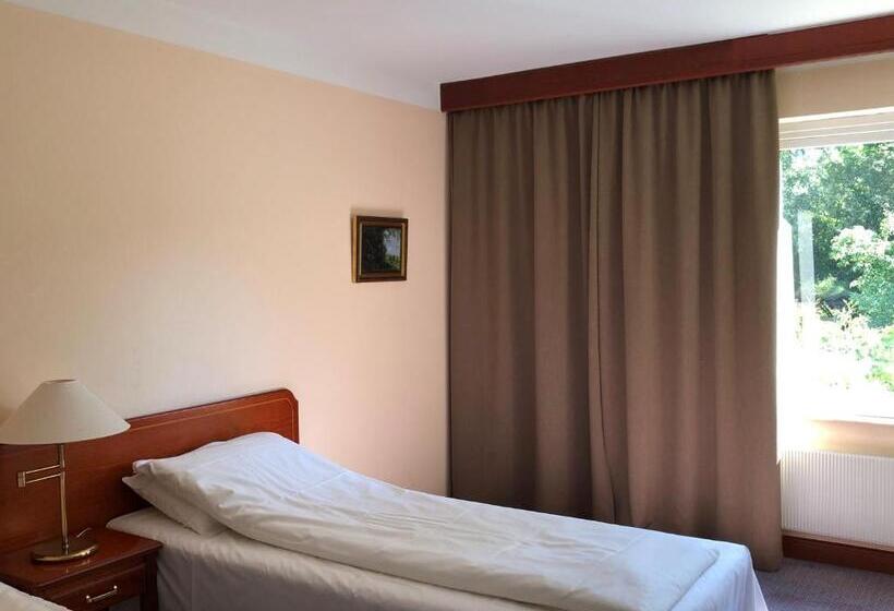 Семейный Номер, Klækken