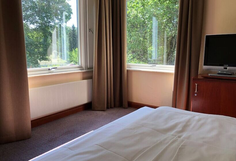 Семейный Номер, Klækken