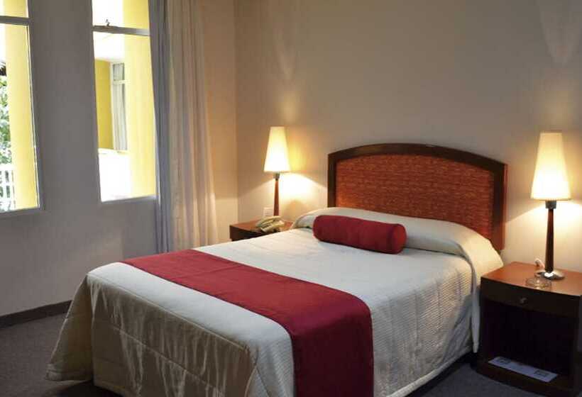 جناح جونيور, Mediterraneo Sa De Cv